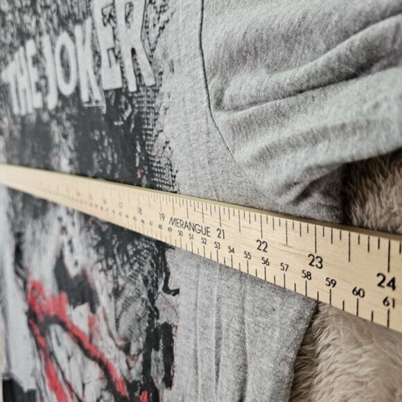 DC Comics Joker Dark Knight Batman Villain T-Shirt Mens Size L Gray Short Sleeve - Picture 3 of 10